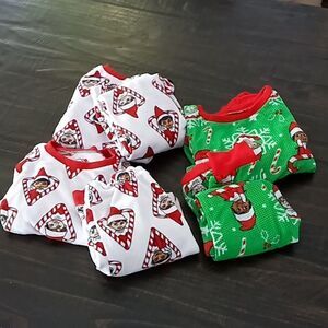 Bundle elf pajamas 5T great condition